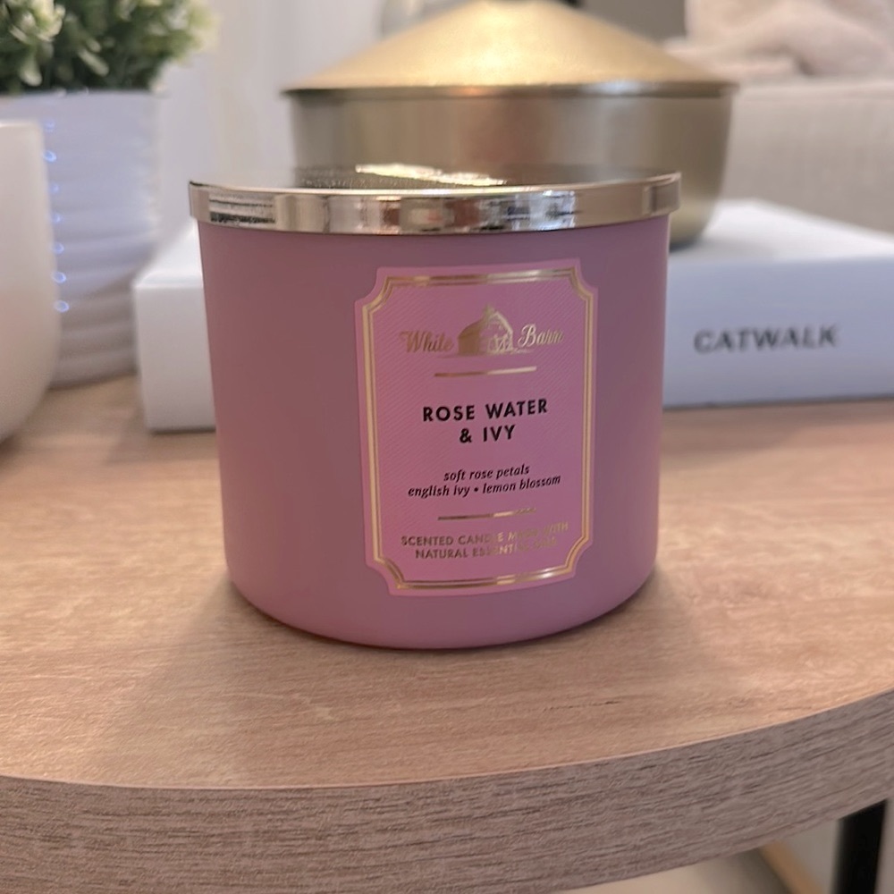 B&BW Rose Water & Ivy 3 wick Candle